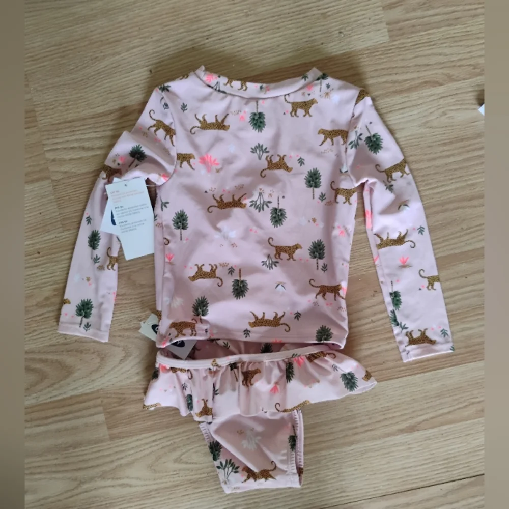 Old Navy Girls UPF 50 Big Cat Print Swimsuit Set Sz 3T